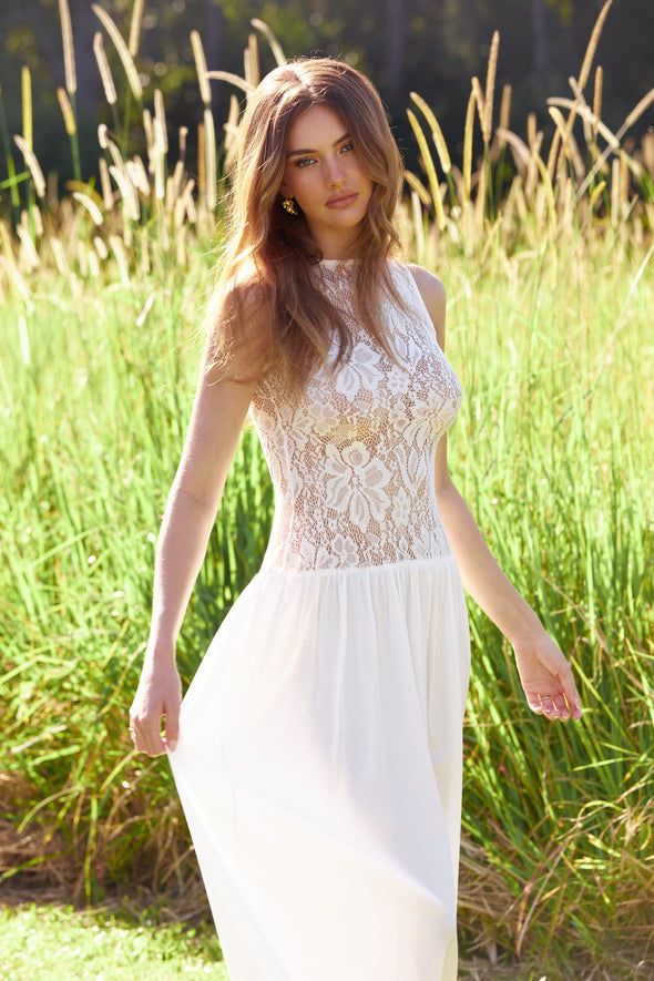 Valentina Lace Maxi Dress | White